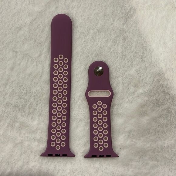 Unbranded Accessories - NWOT Apple Watch sports band (42/44)